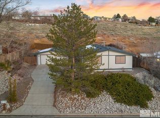 410 Summerhill Dr, Sun Valley, NV 89433