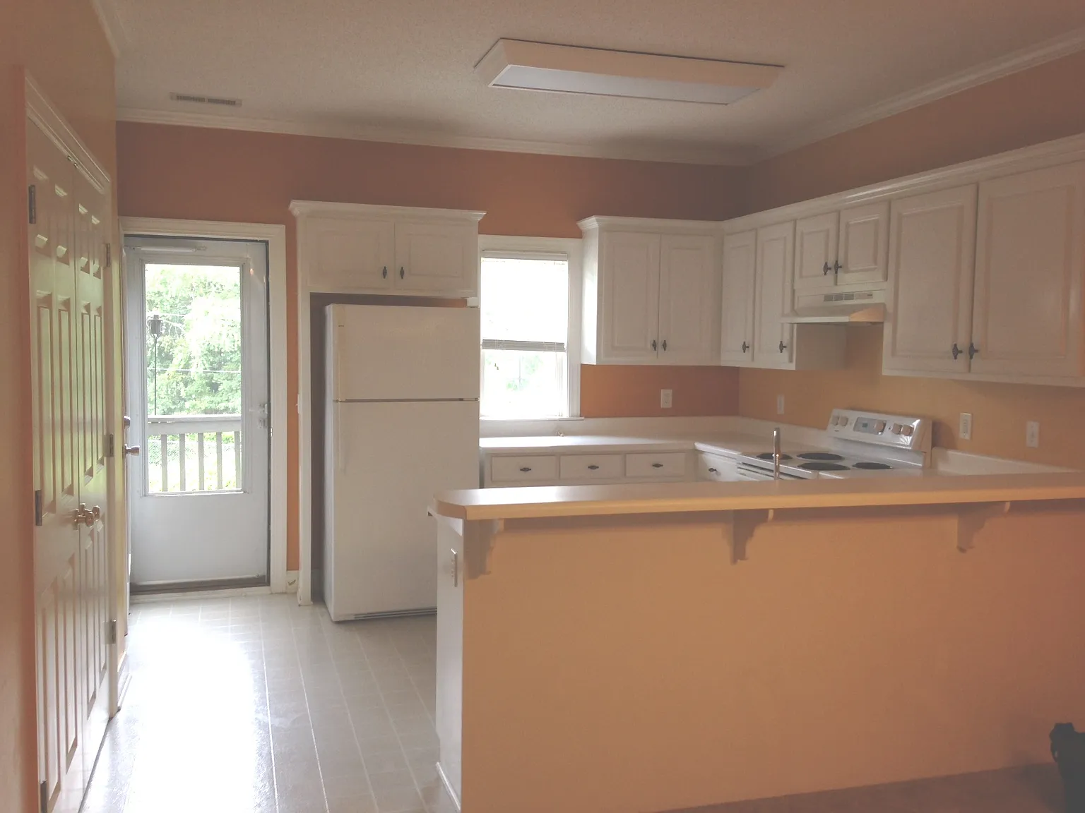 2 bed, 1350 sqft, $1,495 — Photo 4