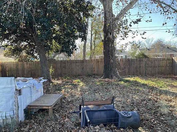 4th image of 7220 SE 15th St