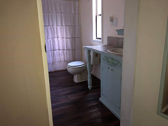 2nd image of 11191 NW 112th Pl