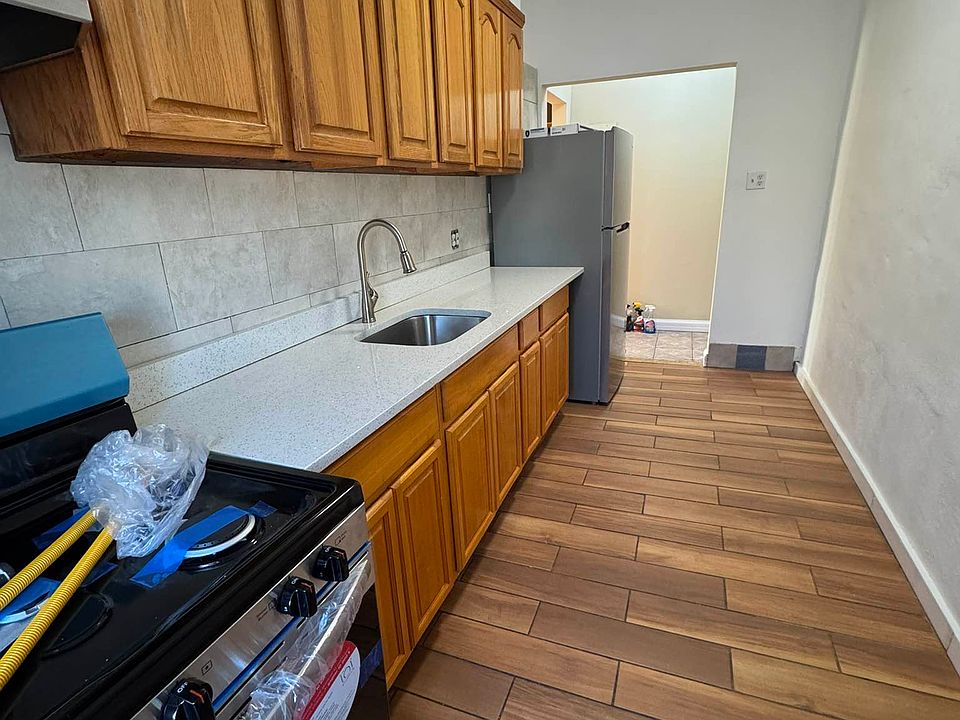 1st image of 3378 11th St APT 4E