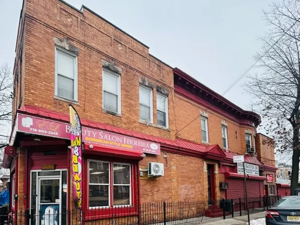 87-02 91st Avenue image 1 of 4