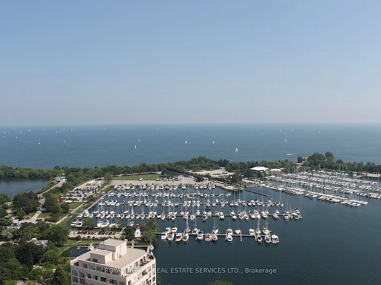 2269 Lake Shore Blvd W #307 — Photo 2