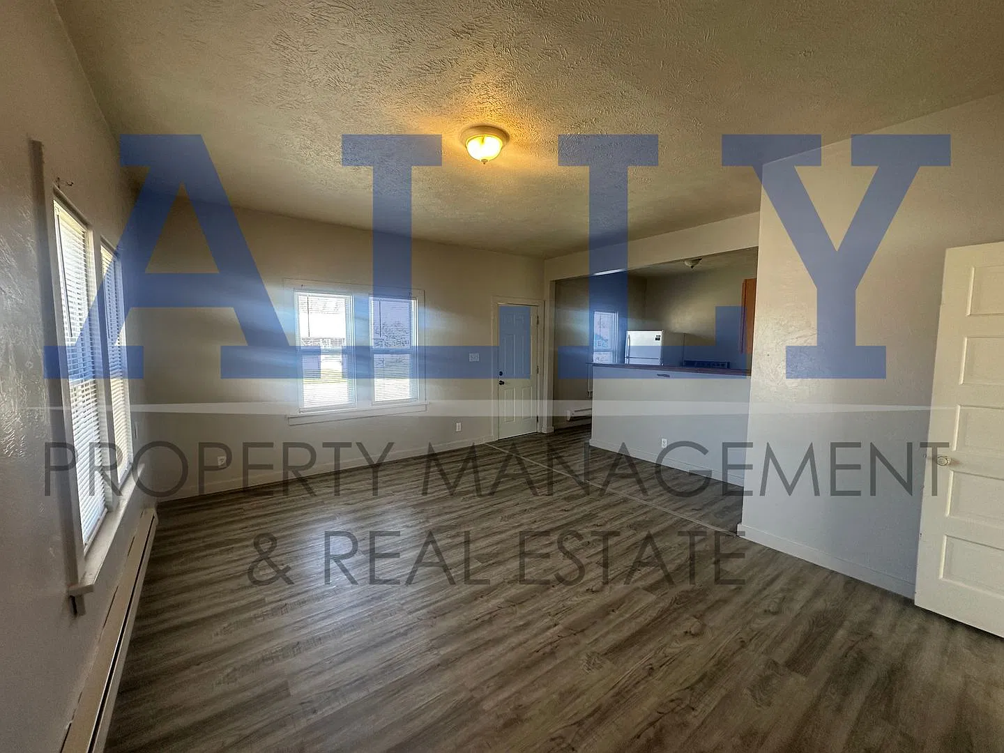 One Bedroom, One-bathroom Apartments Located in Gering! — Photo 3