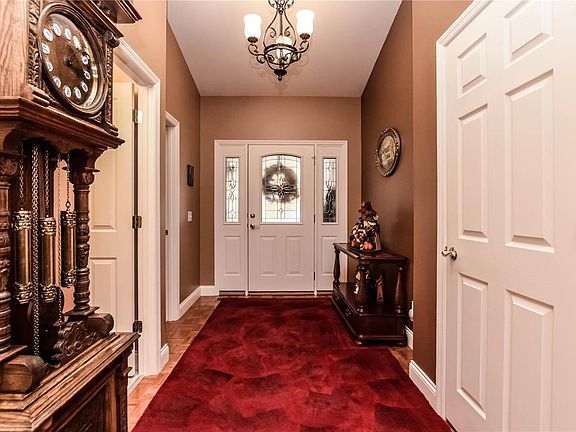 4th image of 2150 McGregor Cir