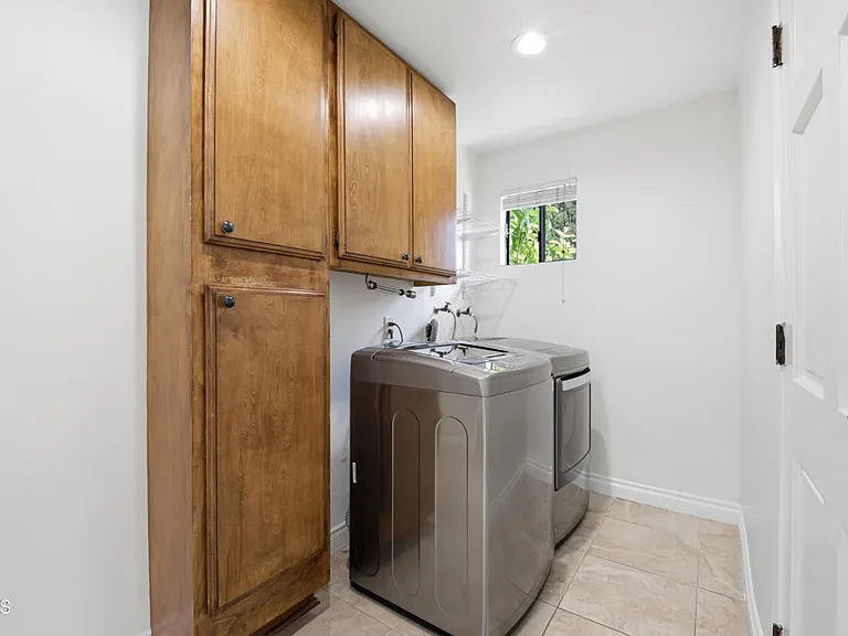 1621 Maltman Ave — Photo 20