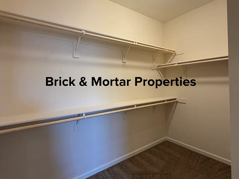 961 Villa St — Photo 15