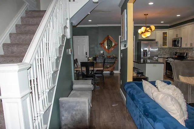 3438 California Ave — Photo 2