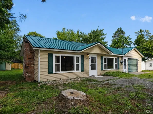 1895 Otsego Rd, Saint Helen, MI 48656