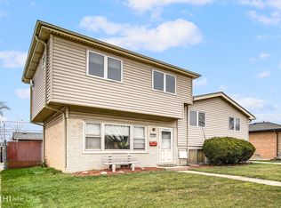 10308 Stephen Dr, Chicago Ridge, IL 60415