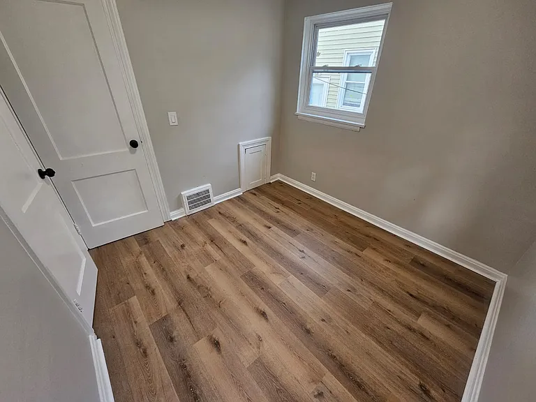 21400 Goller Ave — Photo 20