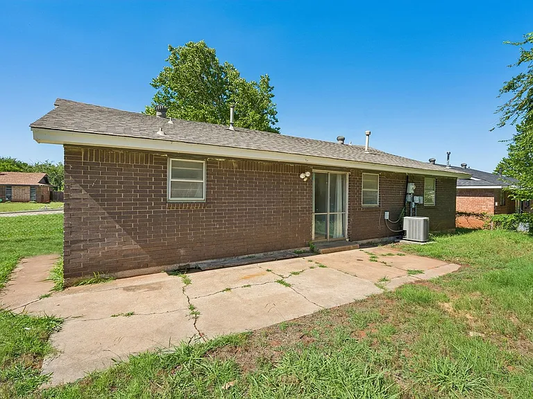 4008 SE 46th St — Photo 30