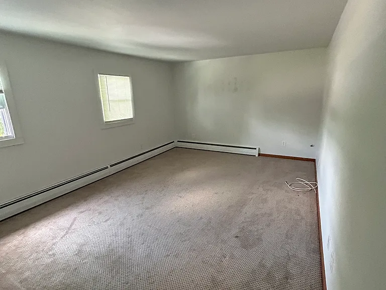 956 Main St W #1 — Photo 9