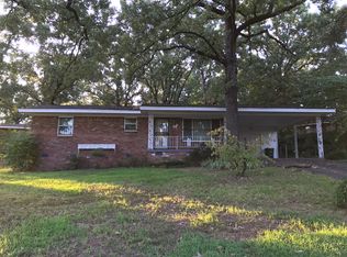 32 Cliffwood Cir, N Little Rock, AR 72118