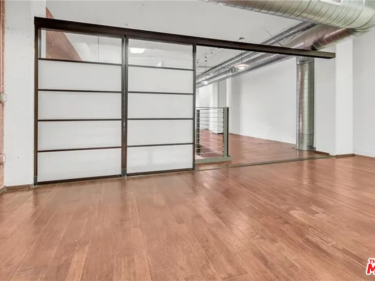 510 S Hewitt St #102 — Photo 22