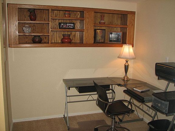 Office Nook with Built In Shelves