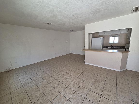 3rd image of 248 1/2 S 3rd Ave