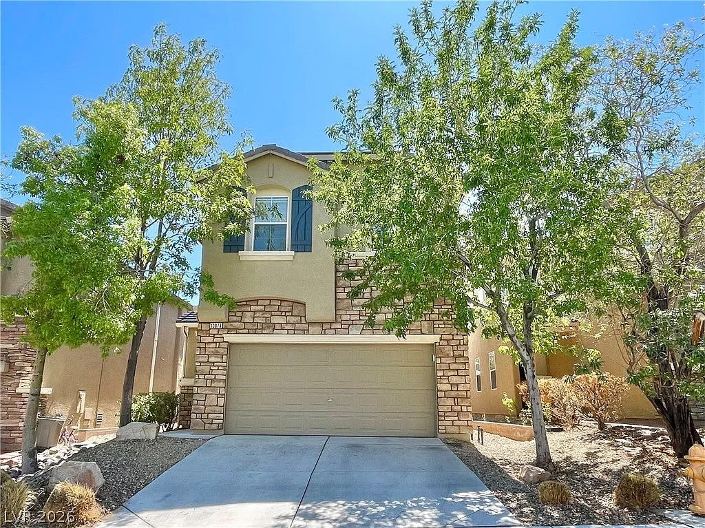 3 bed, 2.5 bath, 1661 sqft, $1,995 — Photo 1