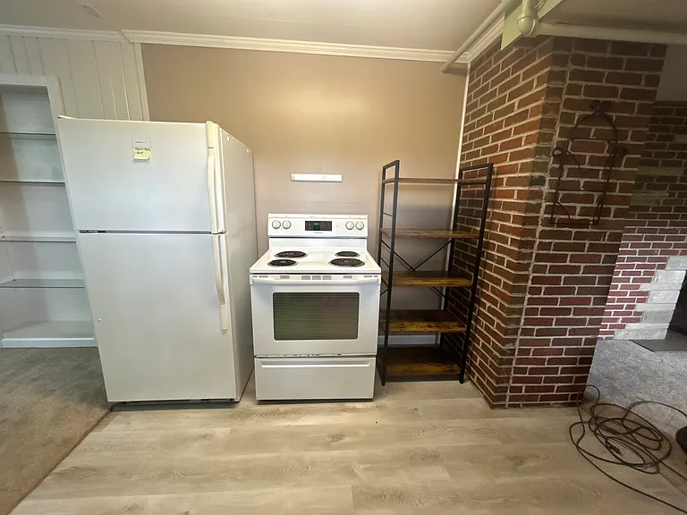 7041 Cox Rd #1 — Photo 6