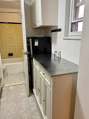 Rented by Nest Seekers International | media 5