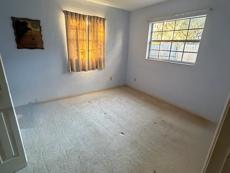430 S Center St — Photo 11