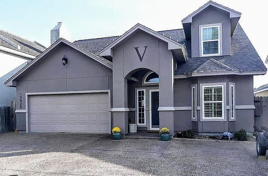 1st image of 13525 Port Royal Ct