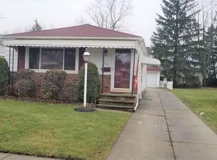 147 Paul St, Bedford, OH 44146