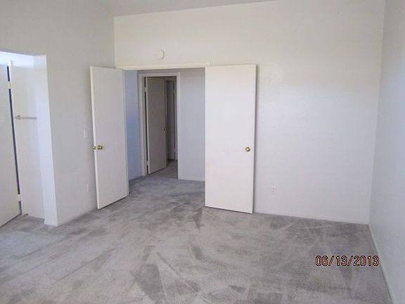 4th image of 1900 Sierra Hills Way