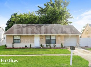 5168 Edgecliff Ave, Lake Worth, FL 33463