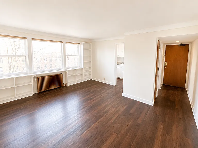Cleveland/Niles Apartments — Photo 16