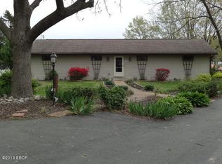 11807 Woodland Hills Rd, Marion, IL 62959