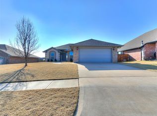 10634 SE 26th St, Midwest City, OK 73130