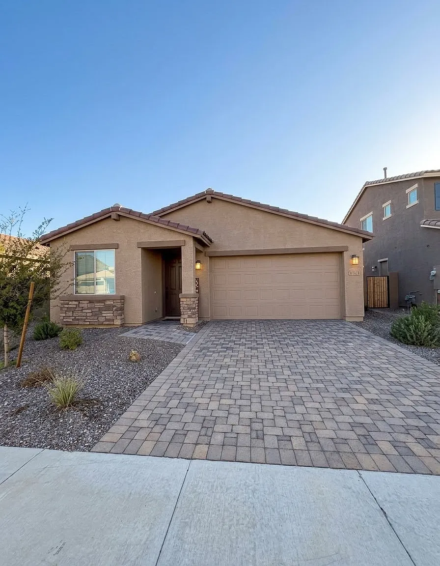3 bed, 1601 sqft, $2,475 — Photo 1