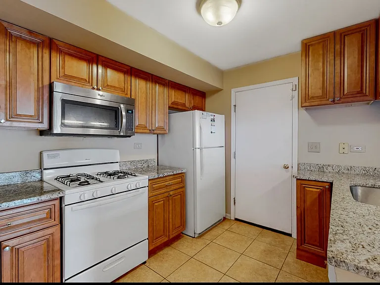 315 Bunker Hill Cir — Photo 5