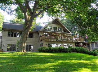6744 W Lakeridge Ct, Long Grove, IL