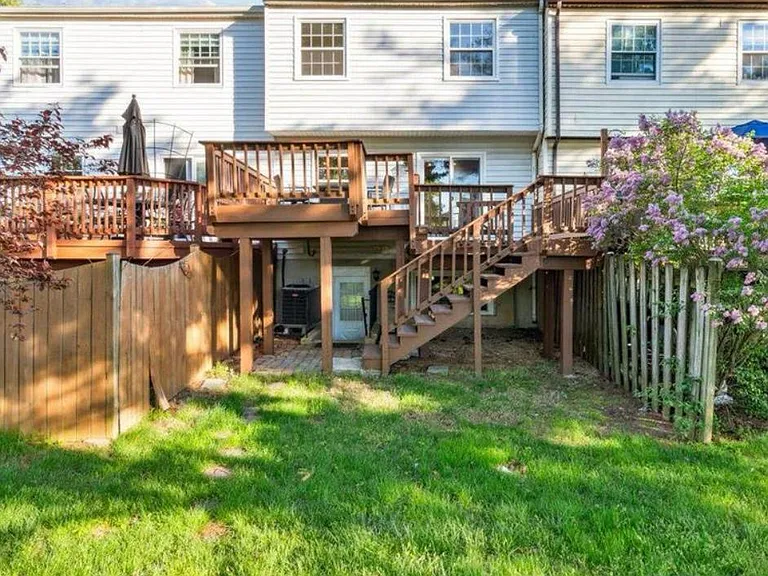 5758 Sweet Bay Ct — Photo 17