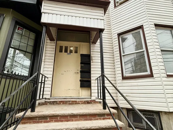 139 Clifton Ave APT 1, Newark, NJ 07104