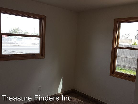 4th image of 1411 6th Ave APT 1