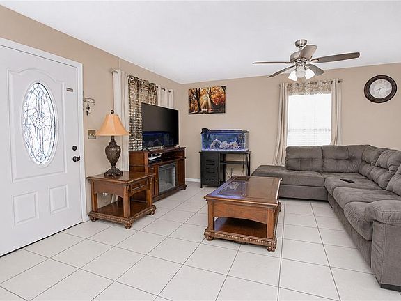 4th image of 407 Para Ave