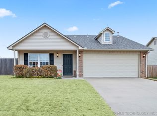 8697 S 261st East Ave, Broken Arrow, OK 74014