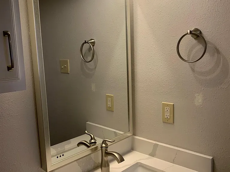 1021 Autumn Cir #A — Photo 11