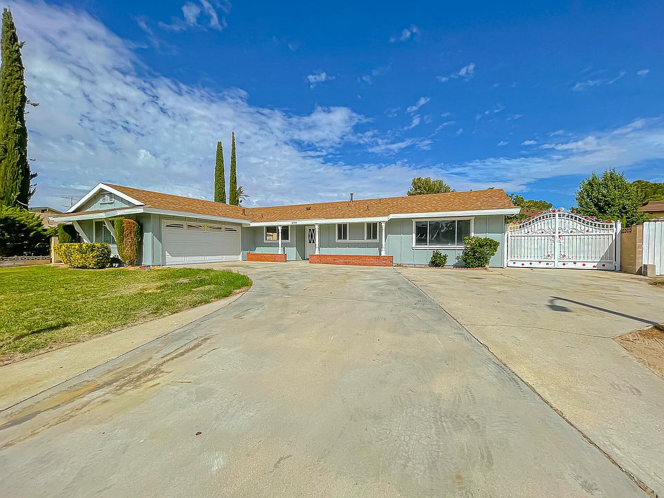 1st image of 42928 Cinema Ave