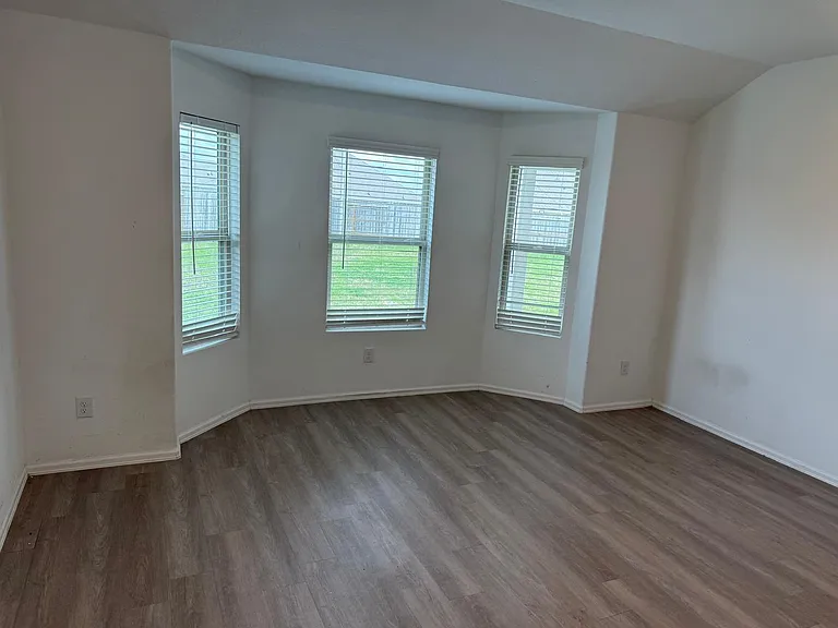 5335 Winding Stream Dr — Photo 10