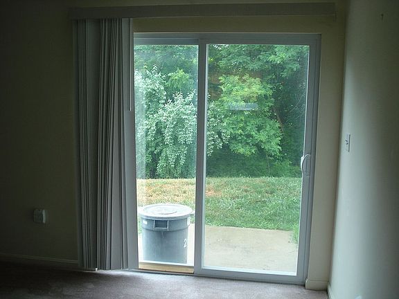 5th image of 200 Hilltop Ln