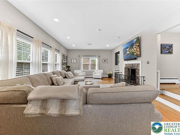 5th image of 3686 Hickory Hill Rd