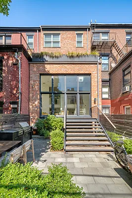 Sold by Compass | media 23