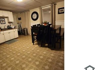 47 Benjamin St APT 1, Fall River, MA 02724
