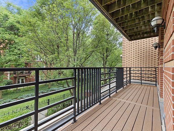 5th image of 1033 E 46th St APT 205