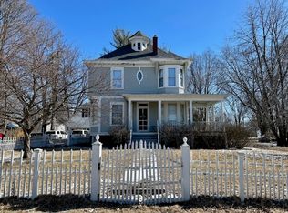 505 S Main St, Saybrook, IL 61770