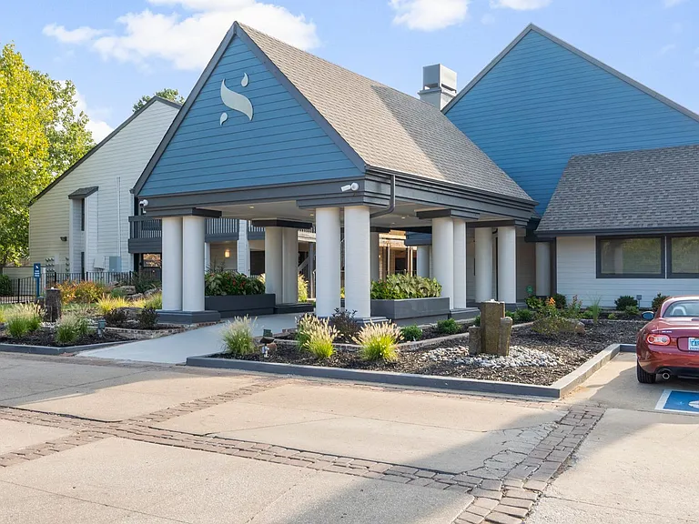 Sheridan Springs - Now Offering One Month FREE! Plus Free Applications! — Photo 95